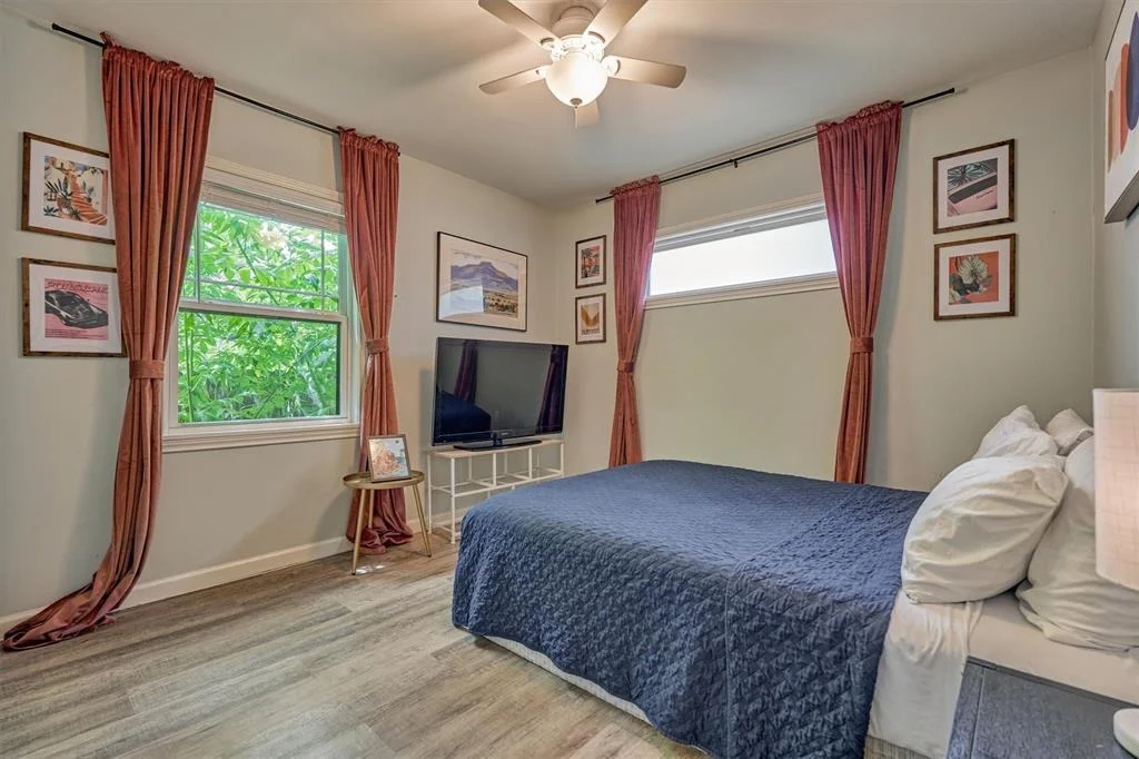 Photo of 23814 Creekview Drive