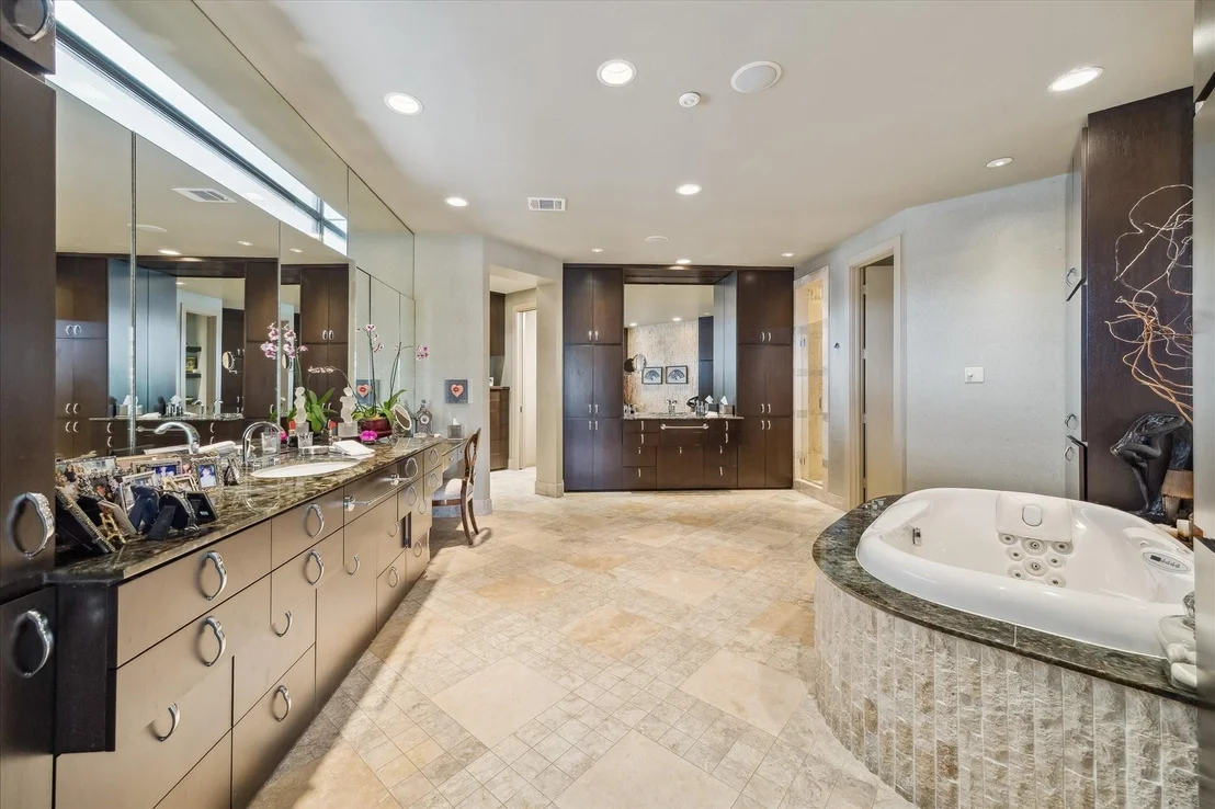 Photo of 5027 Heatherglen Drive