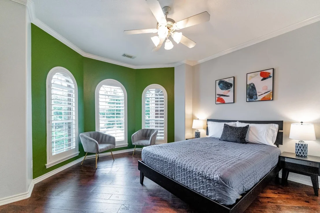 Photo of 8311 Shoregrove Drive