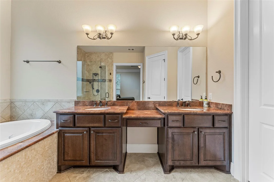 Photo of 15611 Lake Iris Drive