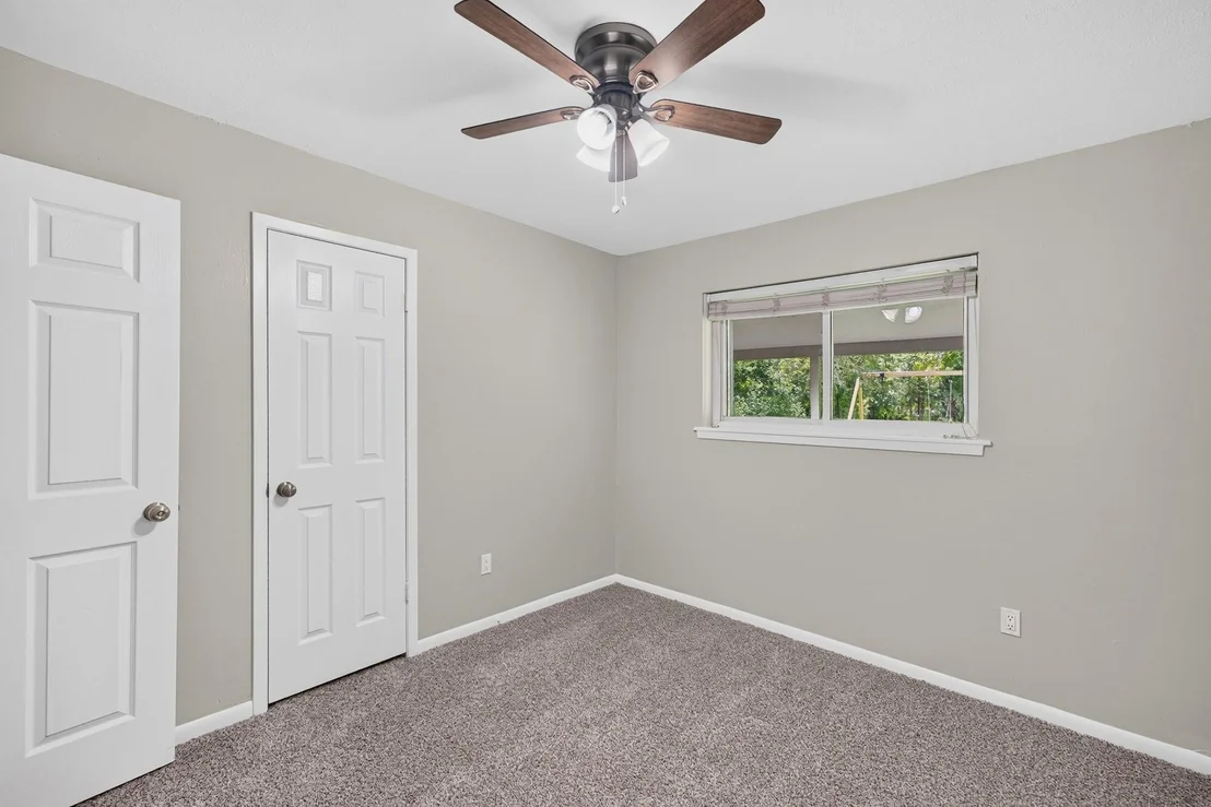 Photo of 1718 County Road 401