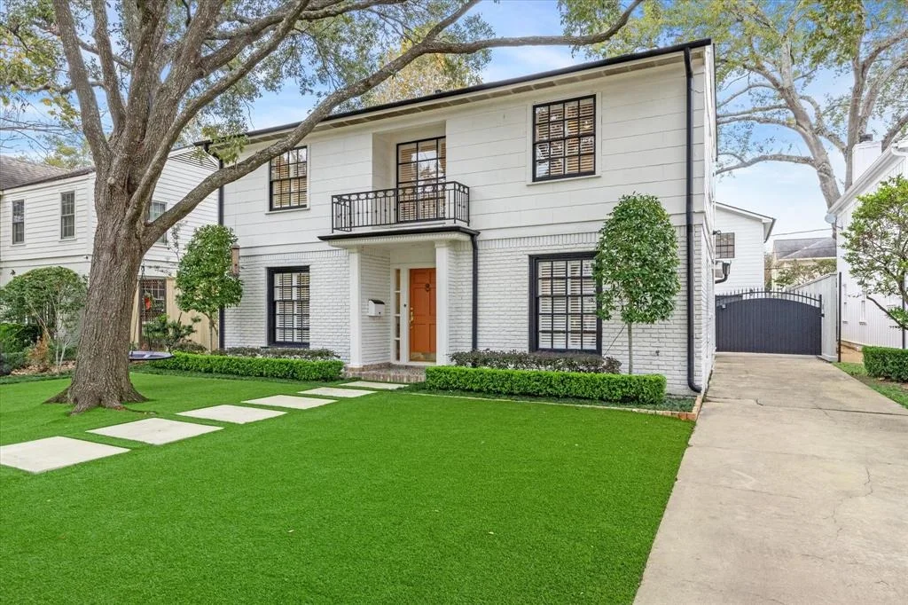 Photo of 2510 Addison Road