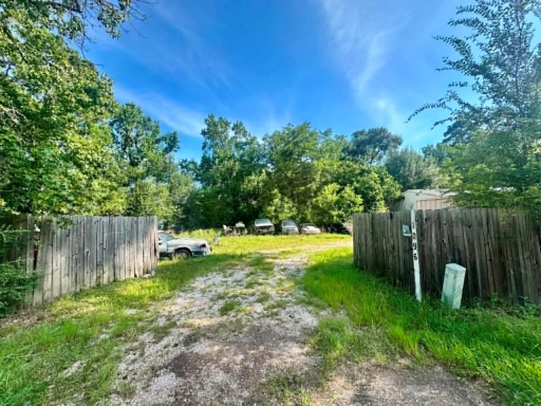 Photo of 1096 Hope Road