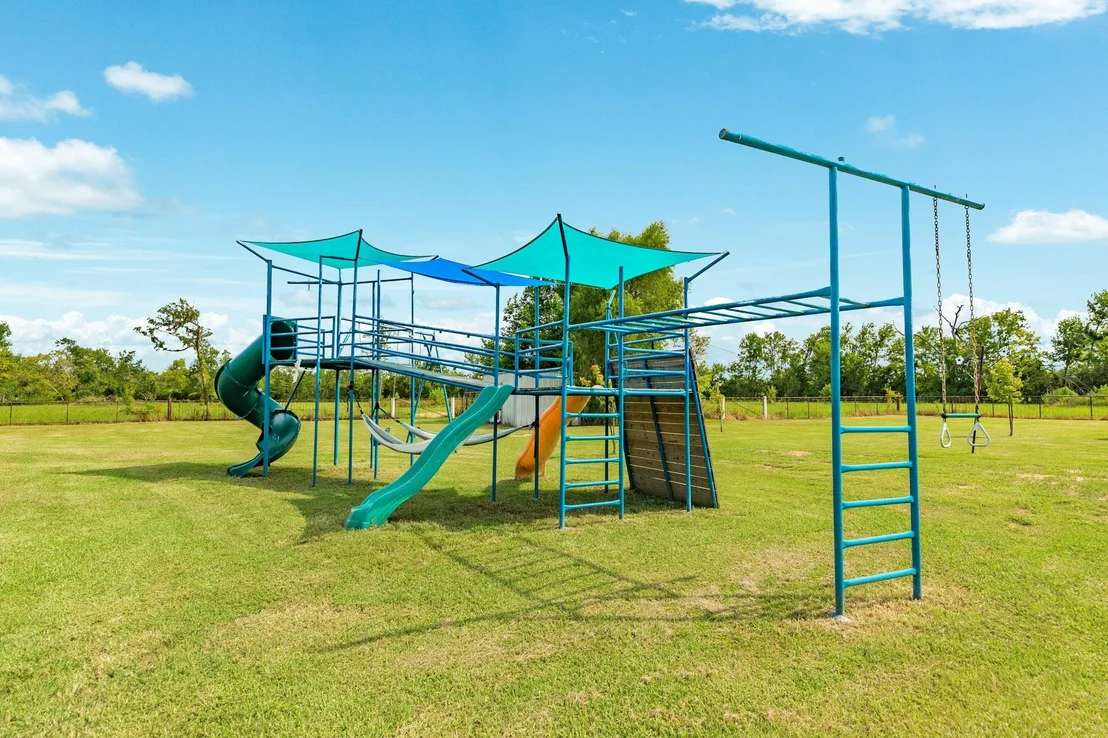Photo of 130 Pin Oak Drive