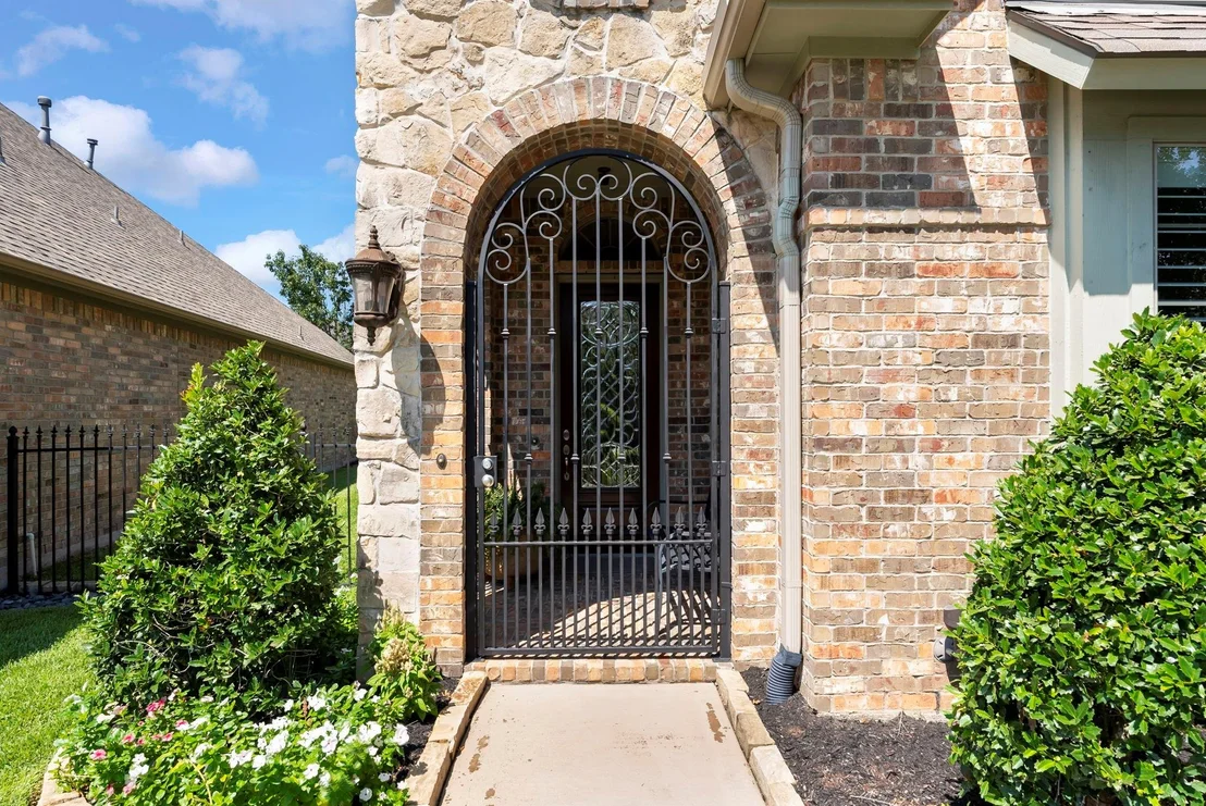 Photo of 7 Markham Grove Place