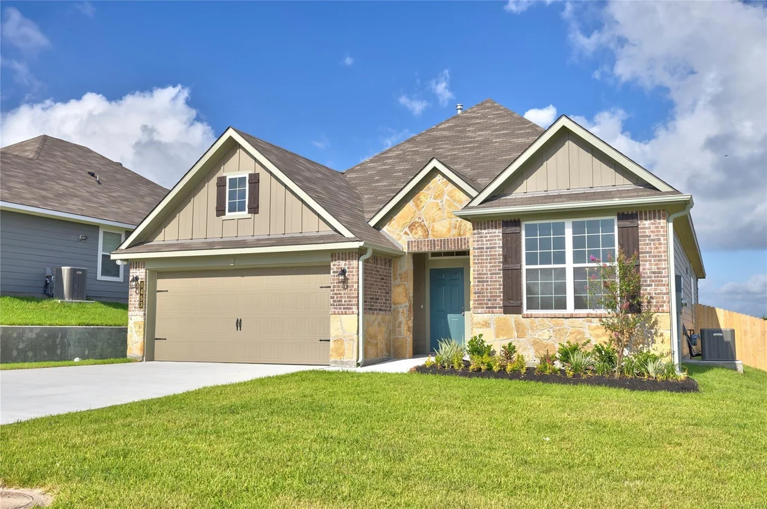 Photo of 1453 Lake Ridge Drive