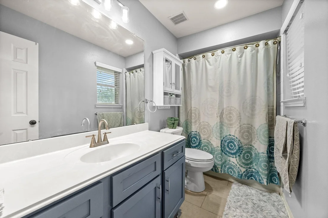 Photo of 6527 Harcourt Bridge Drive