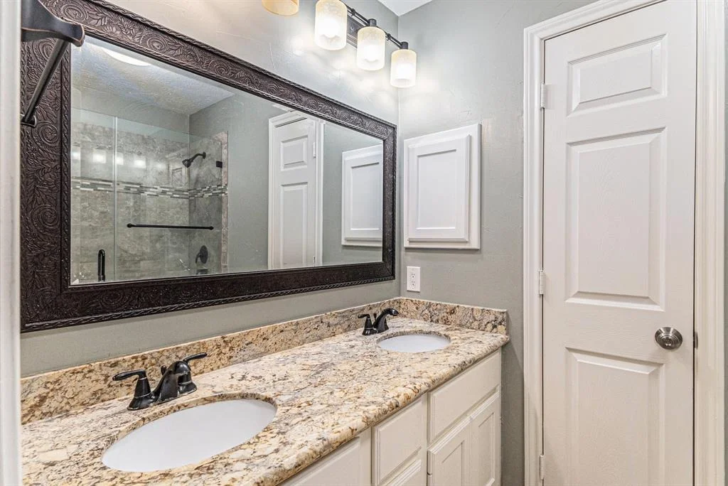 Photo of 79 E Amberglow Circle