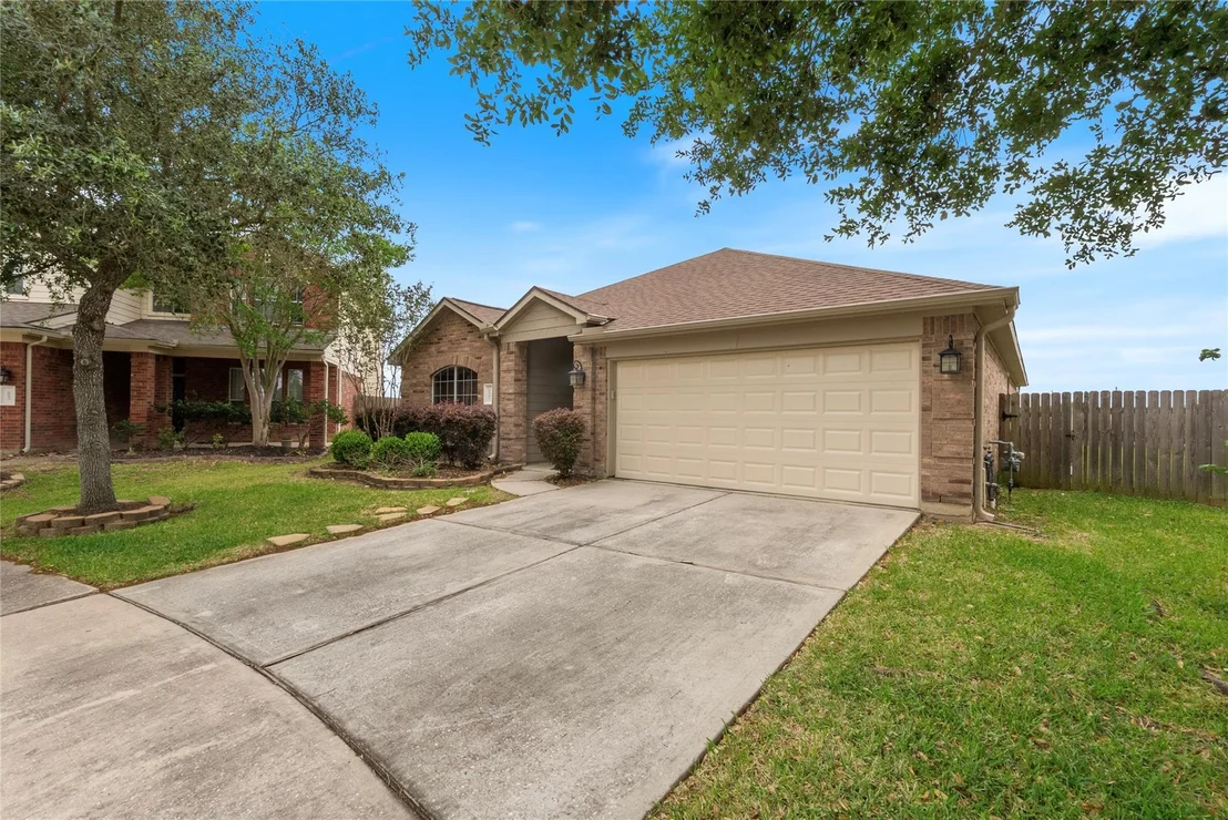 Photo of 6007 Wilcox Point Court