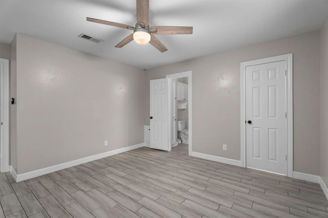 Photo of 703 Barbara Street