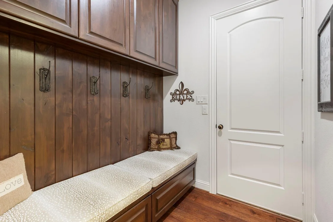 Photo of 27210 Cass Court