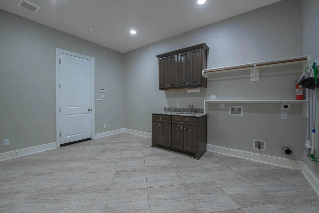 Photo of 23038 Creek Park Drive