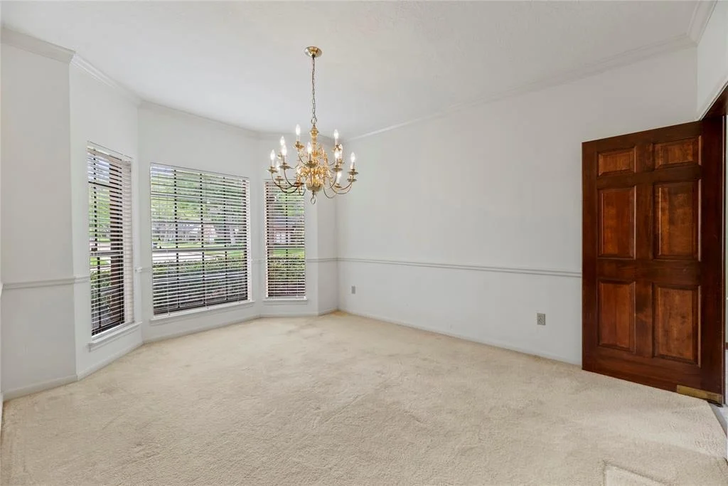 Photo of 1015 Deerfield Road