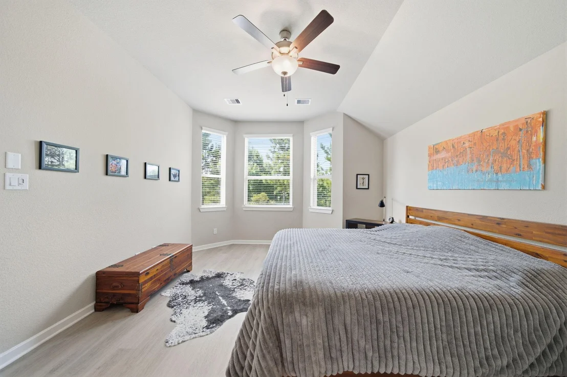Photo of 10147 Bayou Oaks Drive