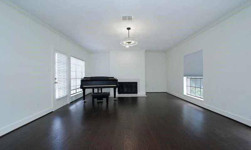 Photo of 8006 Albin Lane