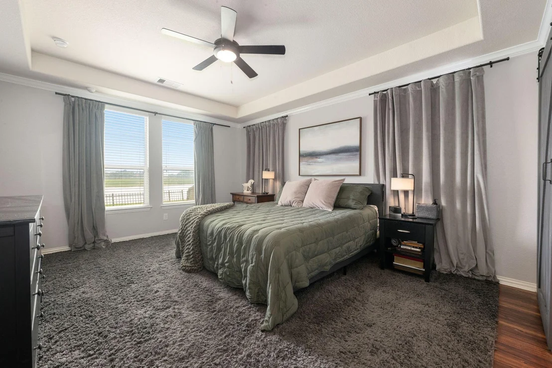 Photo of 2303 Crescent Water