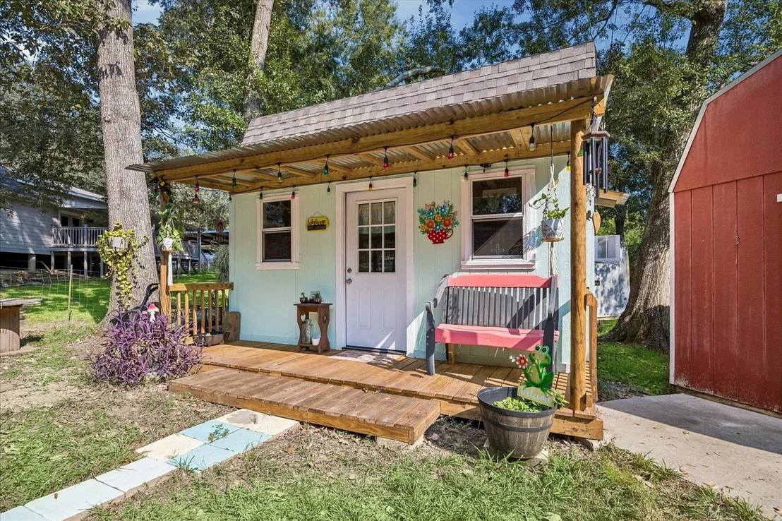 Photo of 641 County Road 404