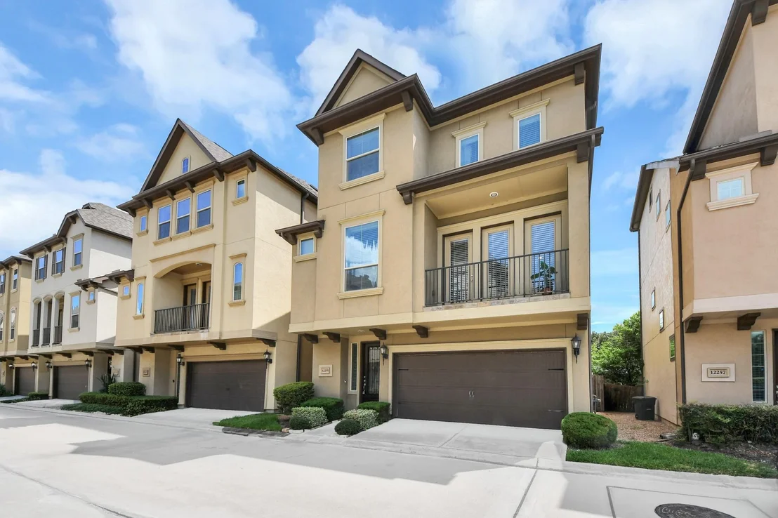Photo of 12255 Oxford Crescent Circle