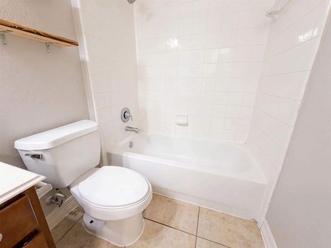 Photo of 9411 Silver Ridge Drive