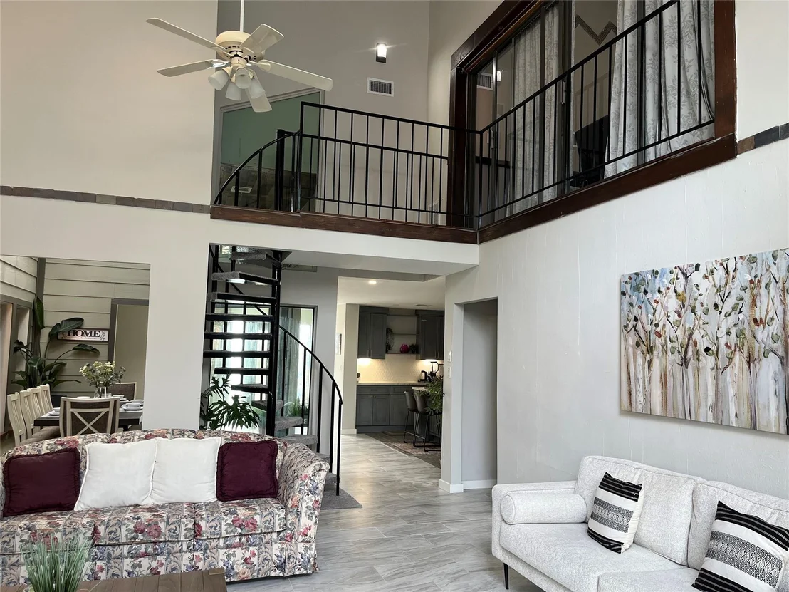 Photo of 6803 Las Brisas Drive