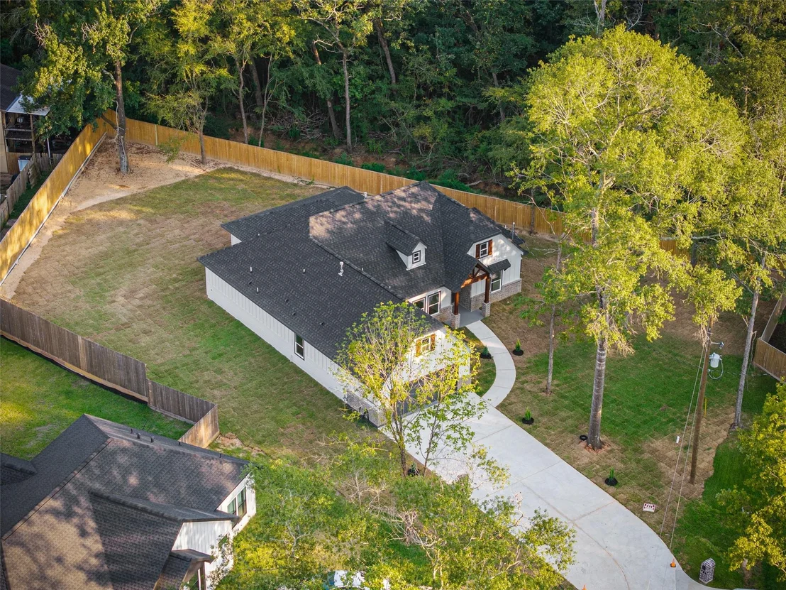 Photo of 85 Lakeway Ct Court