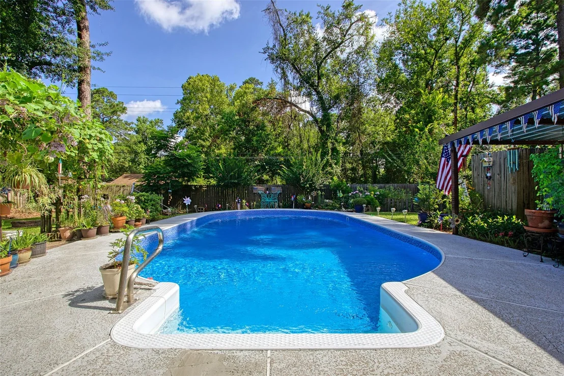 Photo of 2549 River Ridge