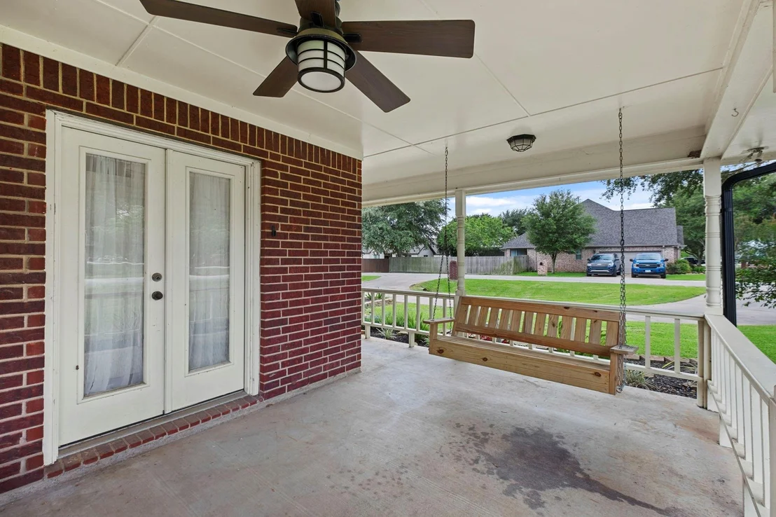 Photo of 9403 Highland Pointe Drive