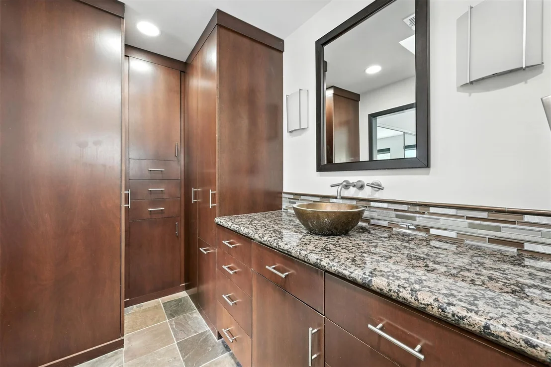 Photo of 2019 Mcclendon Street