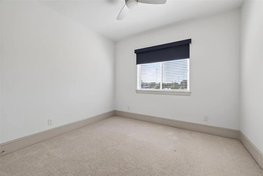 Photo of 10514 Hess Lane