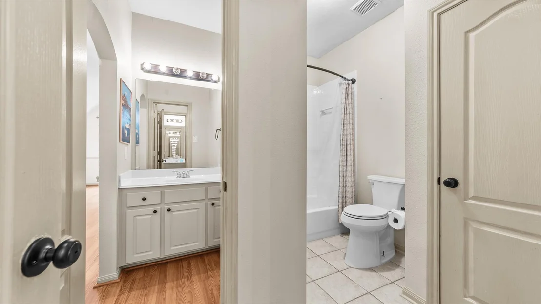 Photo of 1306 Roseberry Manor Drive