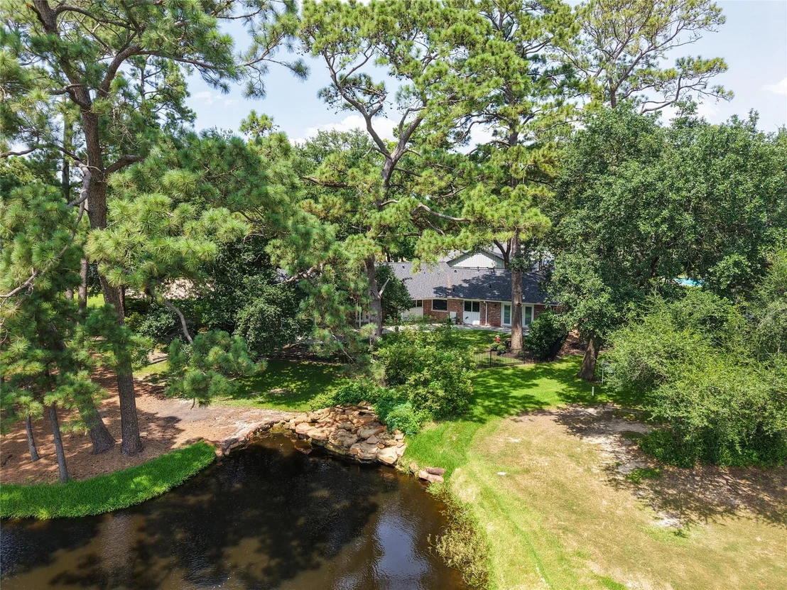 Photo of 5911 Masters Drive