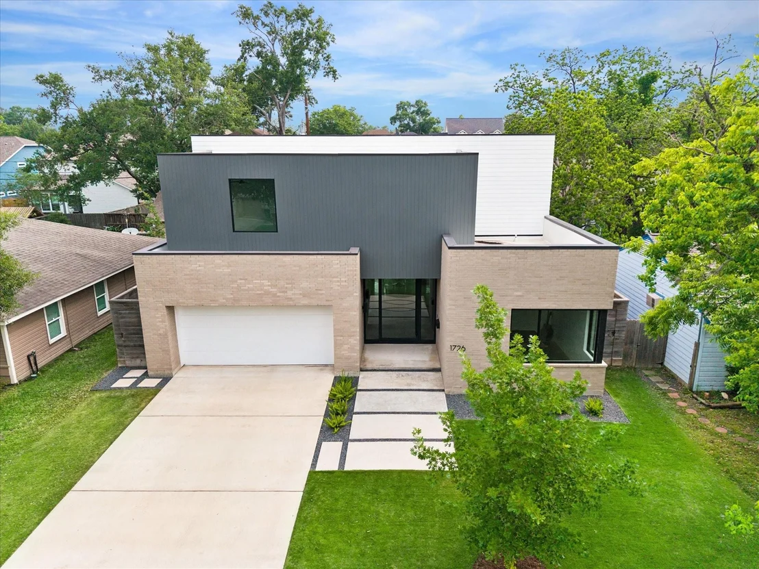 Photo of 1726 Viking Drive