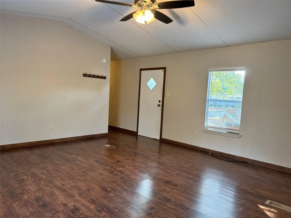 Photo of 143 Mehringer Road