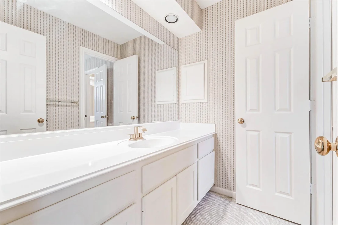 Photo of 4418 Bermuda Drive