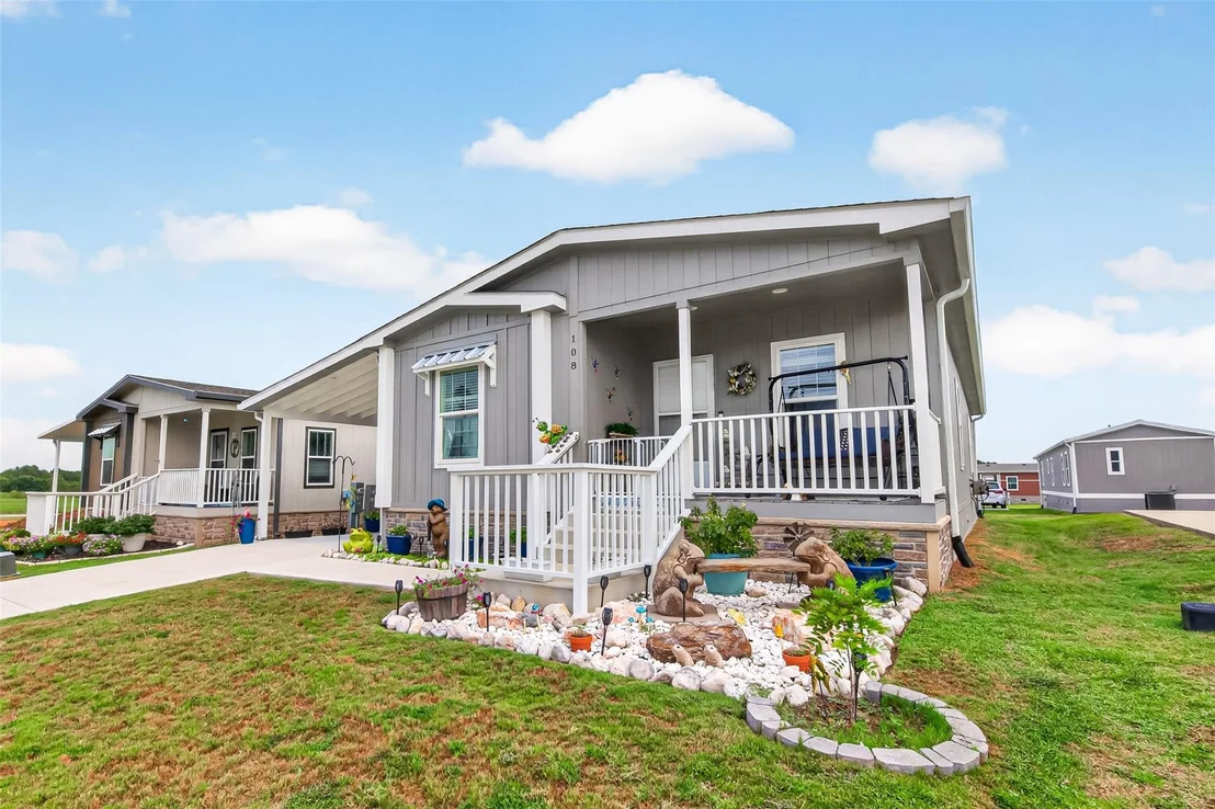 Photo of 108 Trail Ride Way