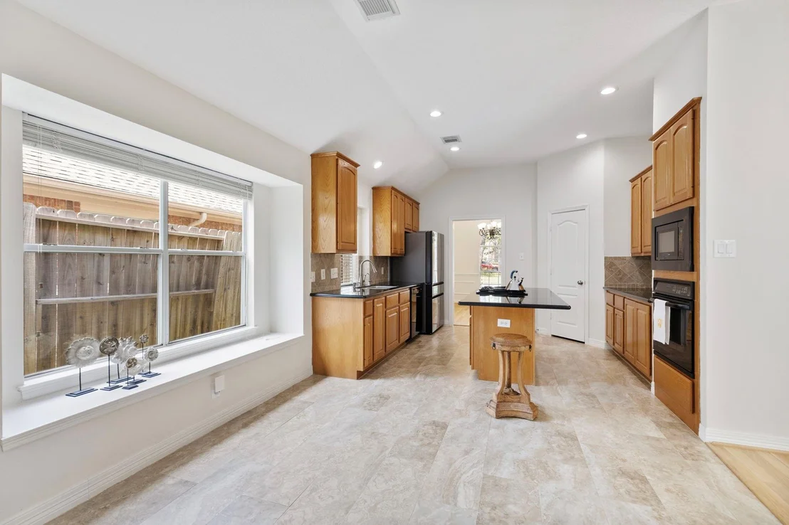 Photo of 18111 Brookes Bend
