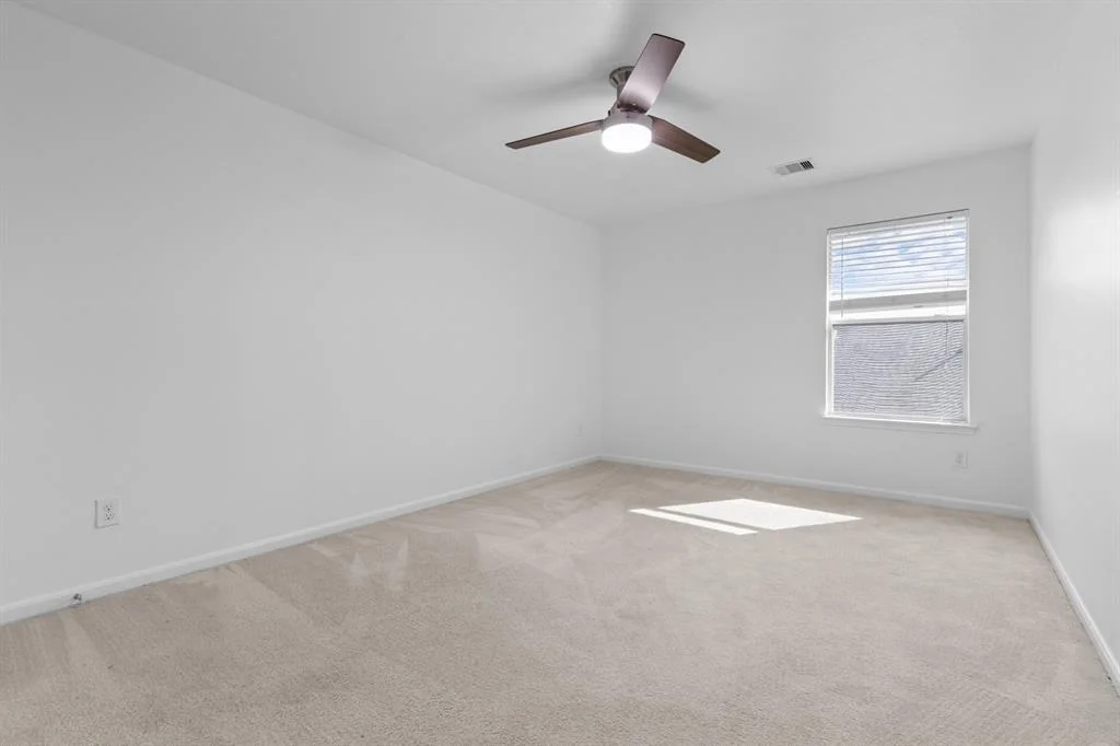 Photo of 1923 Vale Haven Drive
