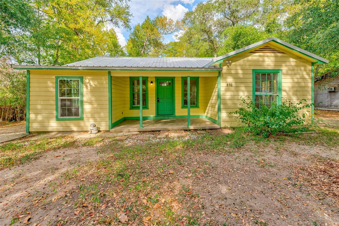 Photo of 816 Ogden Street
