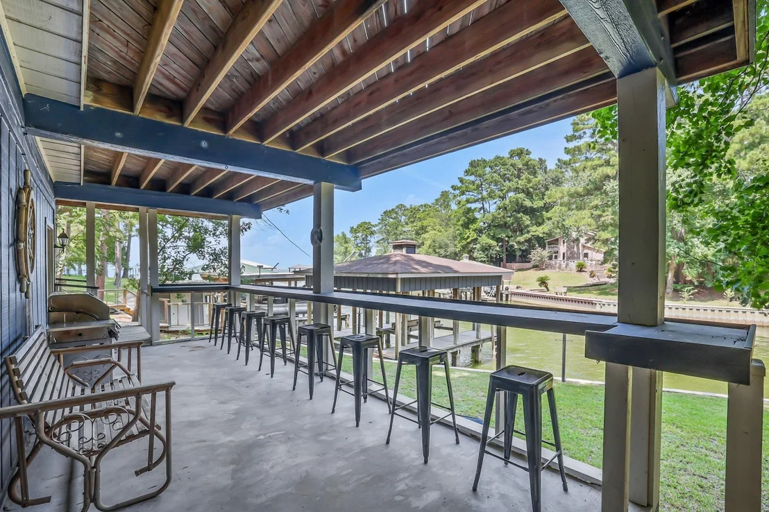 Photo of 511 N Forest Cove Loop