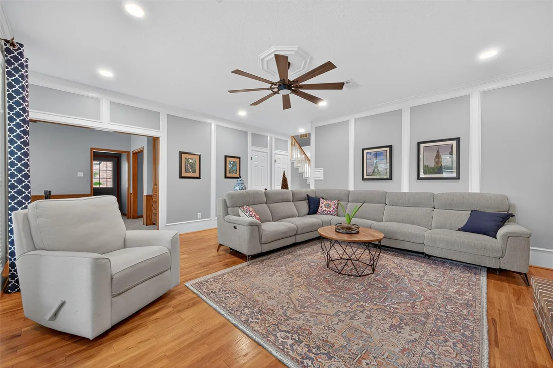 Photo of 17811 Woodlode Lane