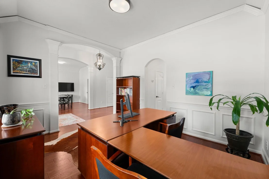 Photo of 6531 Glenhill Drive
