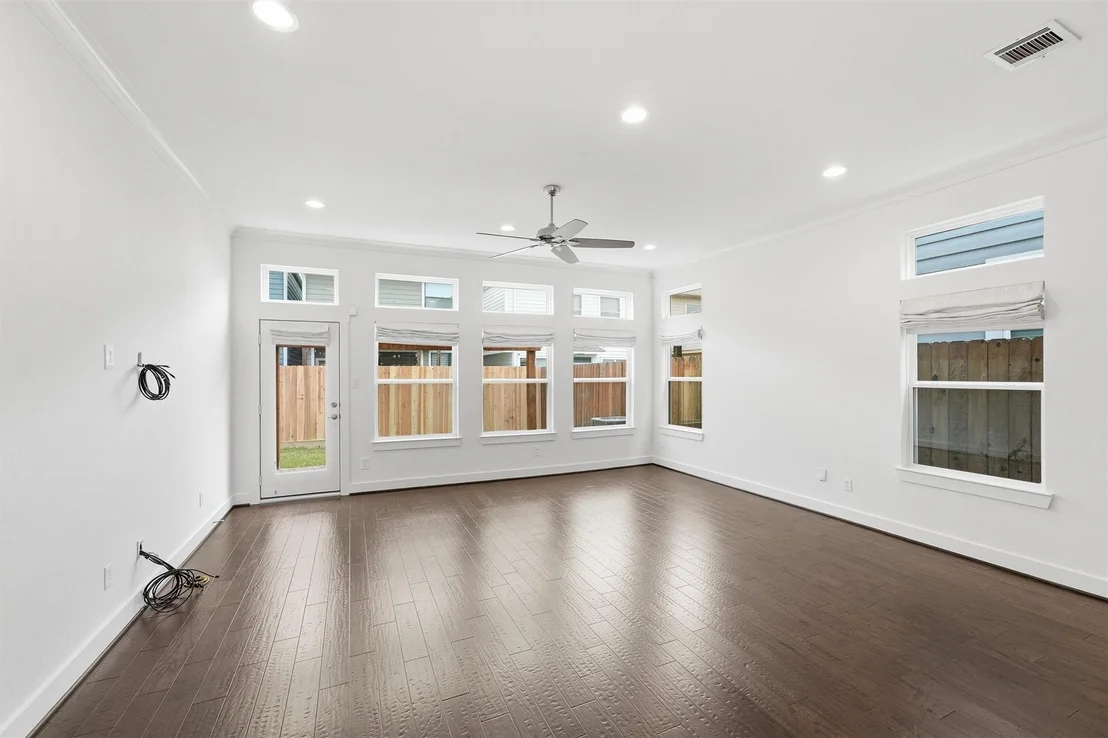 Photo of 5326 Darling Street
