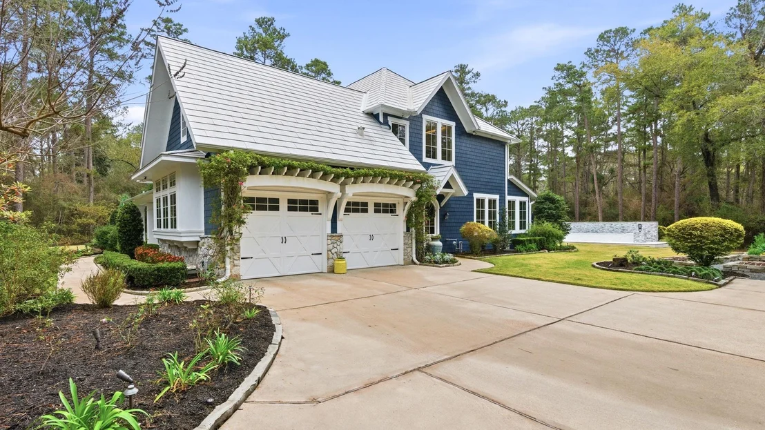 Photo of 10 Riata Drive