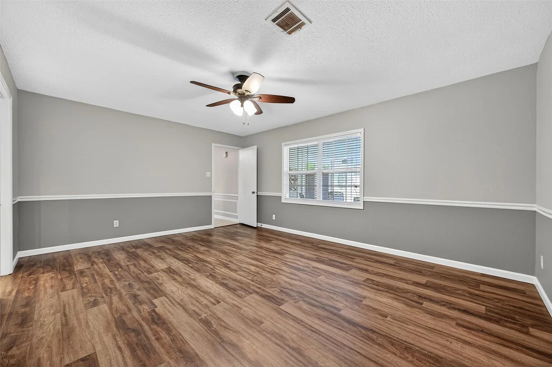 Photo of 18307 Harrow Hill Drive