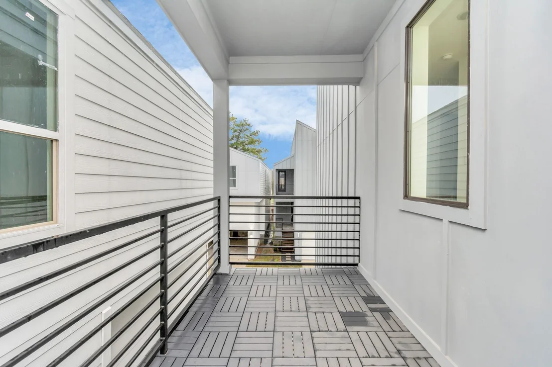 Photo of 5616 Savyon Drive