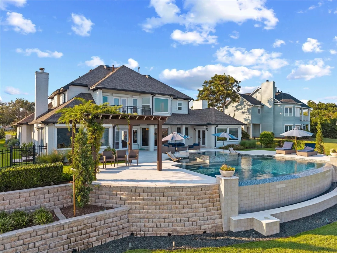 Photo of 993 Sandy Court