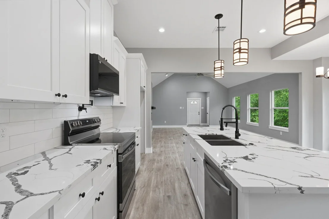 Photo of 15011 Indian Hill Trail