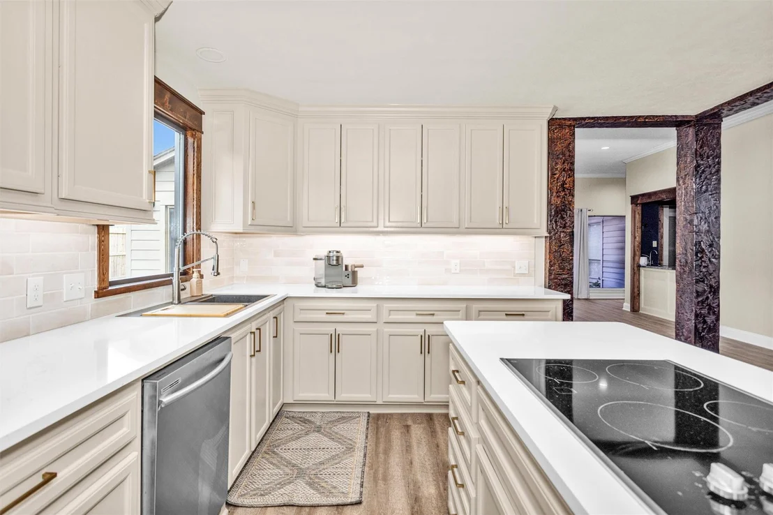 Photo of 2230 Foreland Drive