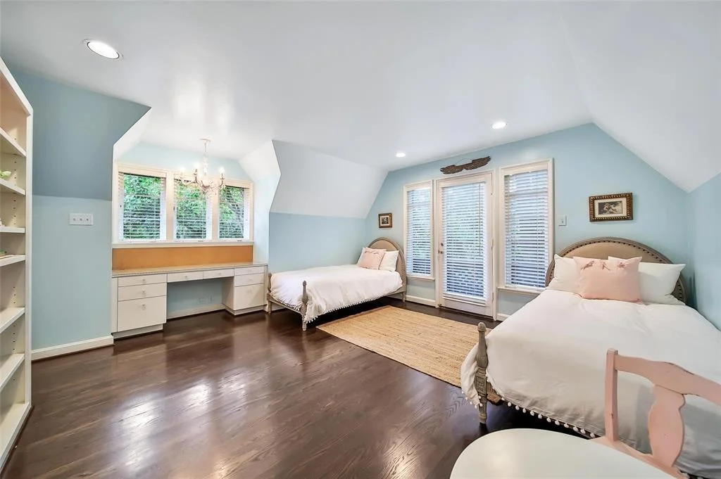 Photo of 62 Saddlebrook Lane