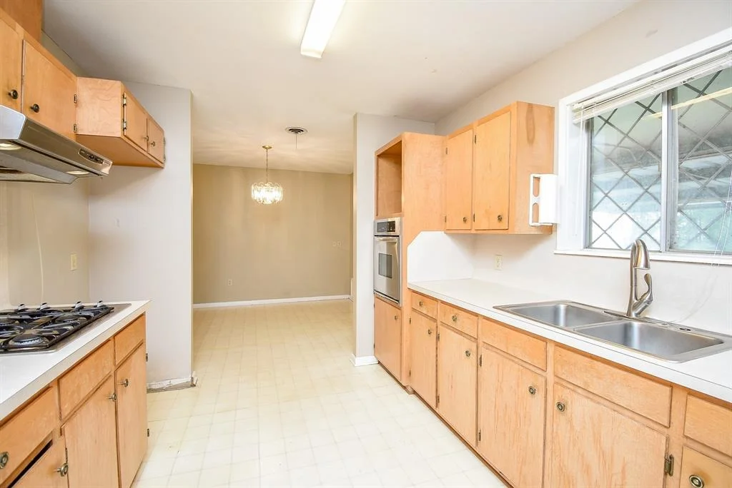 Photo of 912 Spruce Avenue